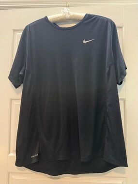 Men’s Nike Dri-fit Black Tee, sz XL